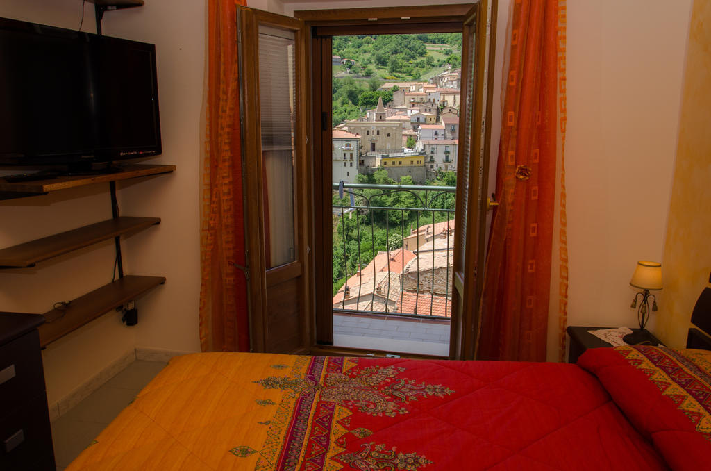 B&B La Perla Nelle Dolomiti Castelmezzano Zimmer foto